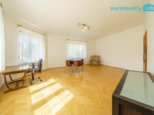 Prodej činžovního domu, Karlovy Vary, Závodní, 330 m2