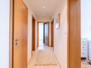 Prodej bytu 3+kk, Praha - Horní Měcholupy, Mantovská, 122 m2