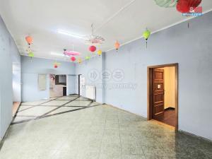 Pronájem restaurace, Praha - Uhříněves, Přátelství, 426 m2