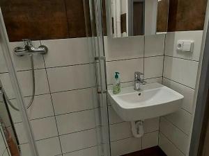 Pronájem bytu 2+1, Otrokovice - Kvítkovice, Hlavní, 54 m2