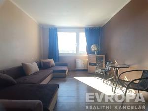 Pronájem bytu 3+1, Jablonec nad Nisou, Budovatelů, 60 m2