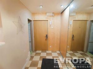 Pronájem bytu 3+1, Jablonec nad Nisou, Budovatelů, 60 m2