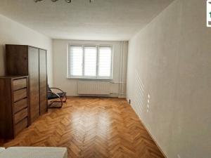 Pronájem bytu 1+1, Cheb, Šeříková, 40 m2