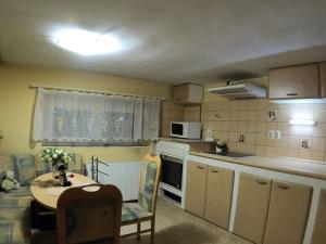 Prodej rodinného domu, České Budějovice, Hálkova, 256 m2