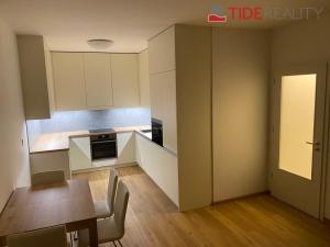 Pronájem bytu 2+kk, Praha - Strašnice, Štěchovická, 60 m2