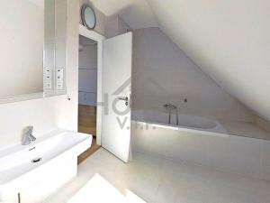 Prodej bytu 2+kk, Praha - Vinohrady, Boleslavská, 72 m2