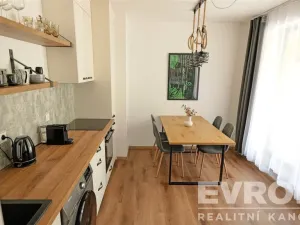 Prodej bytu 2+kk, Černý Důl, 47 m2