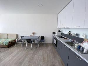 Pronájem bytu 2+1, Modřice, Tyršova, 81 m2