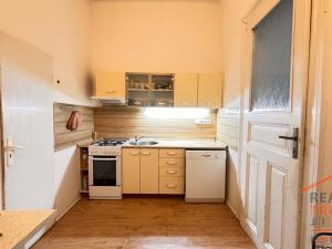 Pronájem bytu 4+kk, Hradec Králové, Eliščino nábřeží, 86 m2