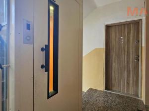 Prodej bytu 2+1, Chomutov, Školní pěšina, 63 m2