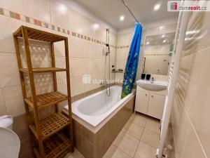 Prodej bytu 2+1, Mariánské Lázně, Husova, 81 m2