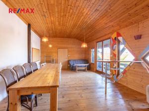 Prodej komerční nemovitosti, Obora, 900 m2
