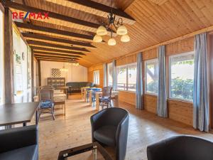 Prodej komerční nemovitosti, Obora, 900 m2