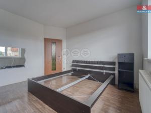 Pronájem bytu 2+kk, Tlučná, Pod Školkou, 53 m2