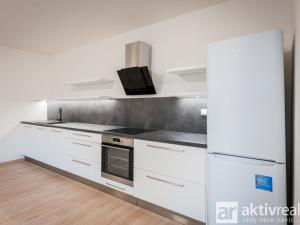 Pronájem bytu 2+kk, Neratovice, Školní, 65 m2