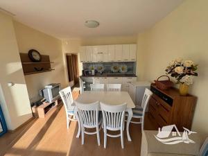Prodej bytu 2+kk, Nesebar, Bulharsko, 63 m2