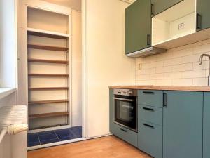 Pronájem bytu 1+kk, Kladno, Vašíčkova, 38 m2