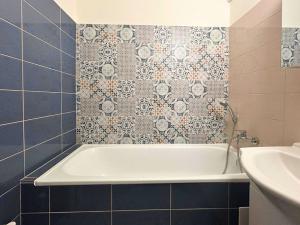 Pronájem bytu 1+kk, Kladno, Vašíčkova, 38 m2