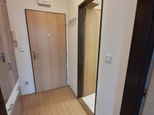 Pronájem bytu 1+1, Beroun - Beroun-Město, S. K. Neumanna, 35 m2