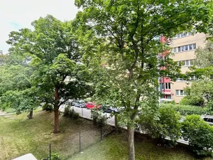 Pronájem bytu 1+1, Praha - Holešovice, Osadní, 44 m2
