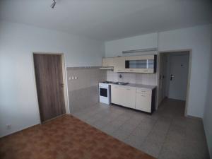 Prodej bytu 1+1, Tábor, Náchodská, 35 m2