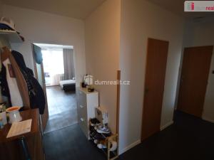 Pronájem bytu 3+1, Praha - Lhotka, Novodvorská, 75 m2
