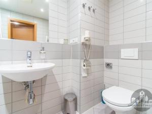 Pronájem bytu 2+kk, Praha - Smíchov, Karla Engliše, 65 m2