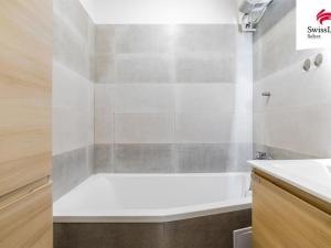 Prodej bytu 2+1, Doksy, Hálkova, 51 m2