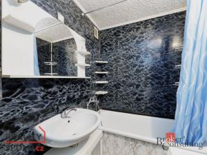 Prodej bytu 3+1, Praha - Řepy, Španielova, 74 m2