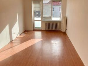 Pronájem bytu 2+1, Jirkov, K. H. Máchy, 52 m2