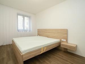 Pronájem bytu 2+kk, Olomouc - Hodolany, Ostravská, 59 m2