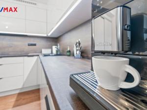 Prodej bytu 3+kk, Hradec Králové - Kukleny, Pálenecká, 76 m2
