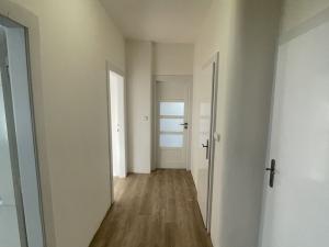 Pronájem bytu 3+kk, Zlín, Věžové domy, 62 m2