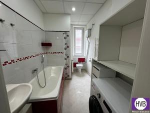 Pronájem bytu 2+kk, Praha, Pravoúhlá, 44 m2