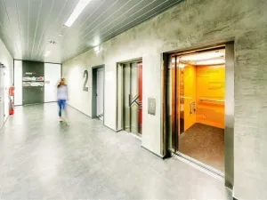 Pronájem kanceláře, Praha - Smíchov, Nádražní, 539 m2