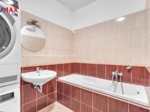 Prodej bytu 2+kk, Ústí nad Orlicí - Hylváty, Dukelská, 66 m2