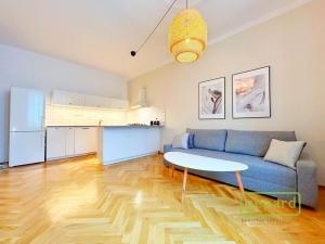 Pronájem bytu 2+kk, Praha - Libeň, Františka Kadlece, 52 m2