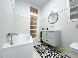 Pronájem bytu 2+kk, Praha - Libeň, Františka Kadlece, 52 m2