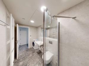 Pronájem bytu 2+kk, Praha - Modřany, Československého exilu, 58 m2