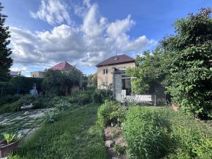 Prodej rodinného domu, Praha - Suchdol, 215 m2