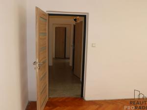 Prodej bytu 2+1, Rakovník, Dukel. hrdinů, 63 m2