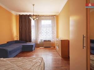 Pronájem bytu 1+1, Karlovy Vary, Zeyerova, 30 m2