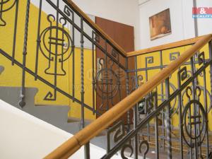 Pronájem bytu 1+1, Karlovy Vary, Zeyerova, 30 m2