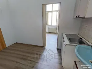 Prodej bytu 2+1, Praha - Staré Město, Bílkova, 55 m2