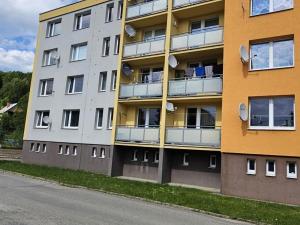Prodej bytu 2+1, Lipová-lázně, 56 m2