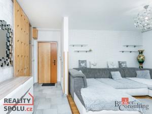 Prodej bytu 2+kk, Pardubice - Zelené Předměstí, Benešovo náměstí, 65 m2