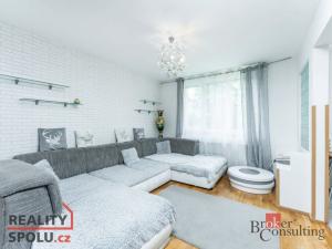 Prodej bytu 2+kk, Pardubice - Zelené Předměstí, Benešovo náměstí, 65 m2