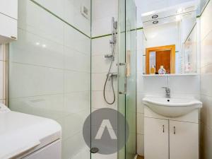 Prodej bytu 2+1, Rosice, Komenského náměstí, 58 m2