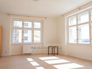 Pronájem bytu 2+kk, Praha - Žižkov, Basilejské náměstí, 56 m2