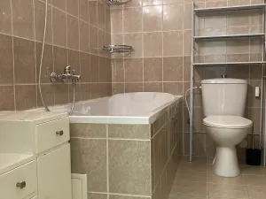 Pronájem bytu 2+1, Chomutov, Kukaňova, 68 m2